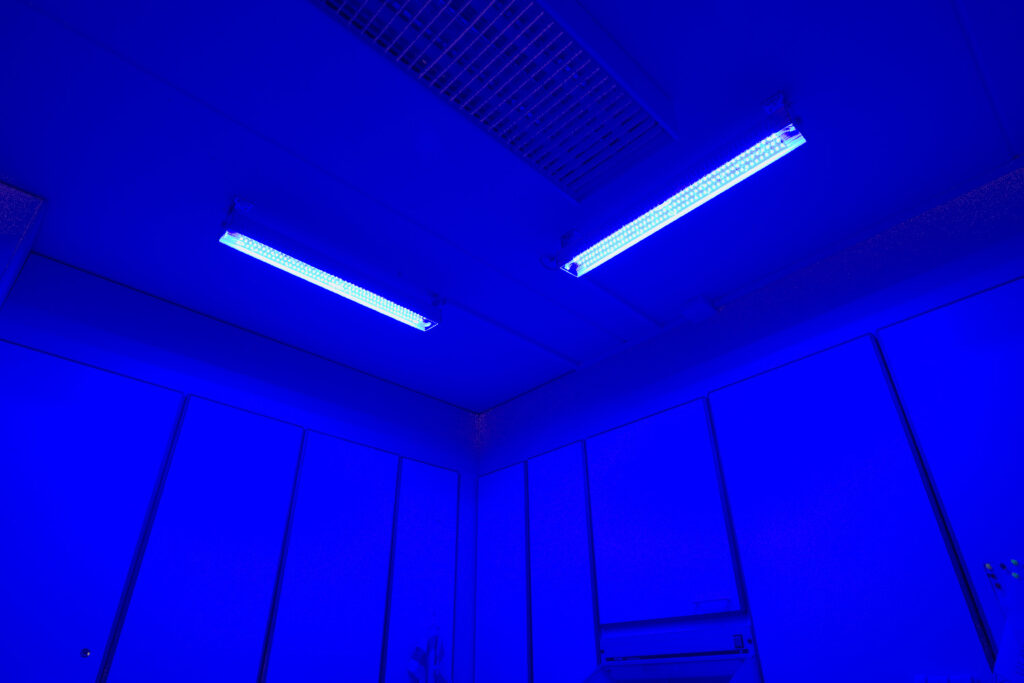 spectral-blue-installation